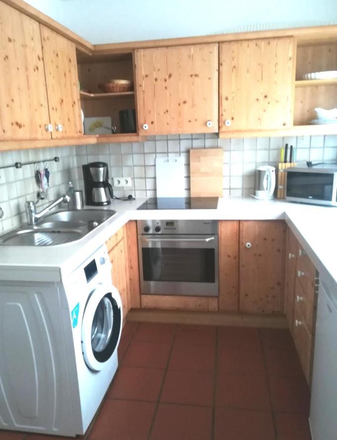 Ferienwohnung Happy Im Eg Борнхайм Екстериор снимка